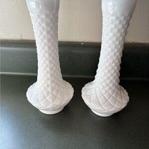 Set of vintage milk glass vases